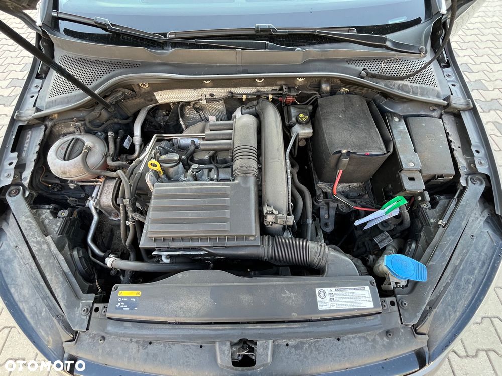 Volkswagen Golf 1.4 TSI BMT Highline - 7