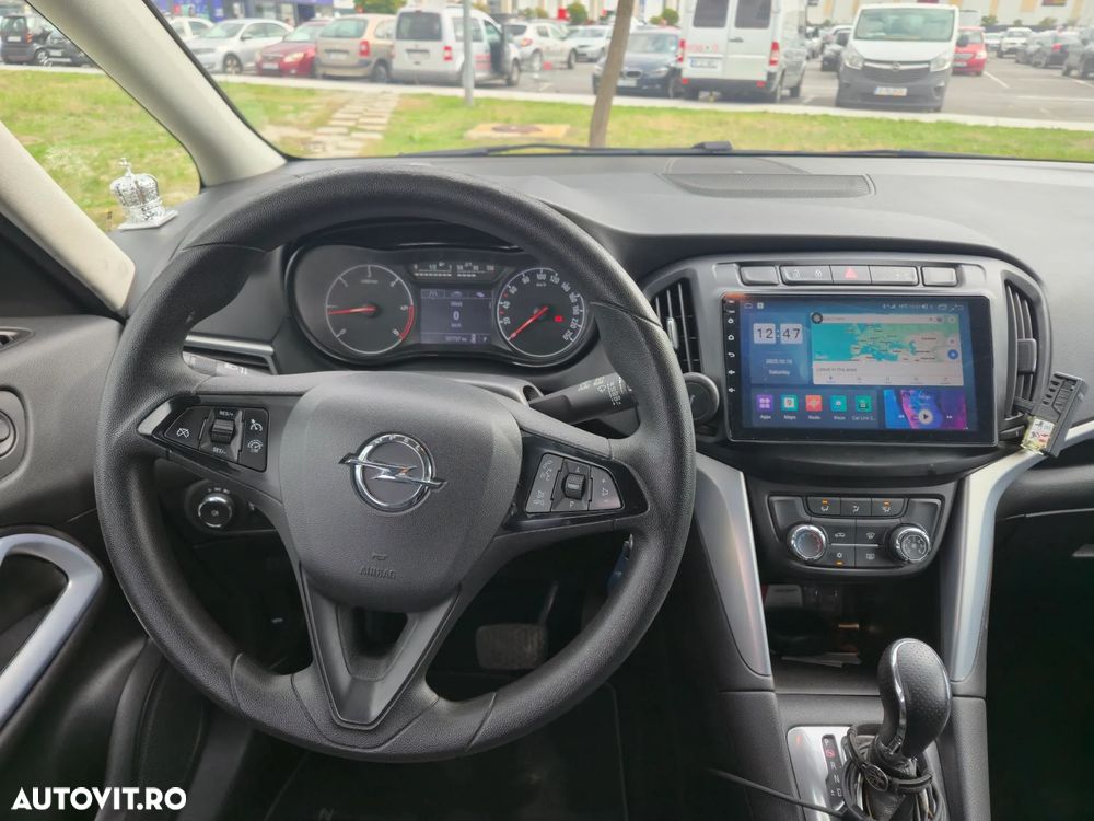 Opel Zafira - 8