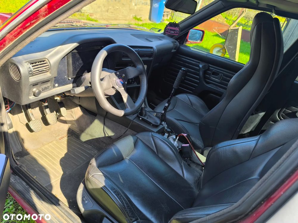 BMW Seria 3 320i - 6