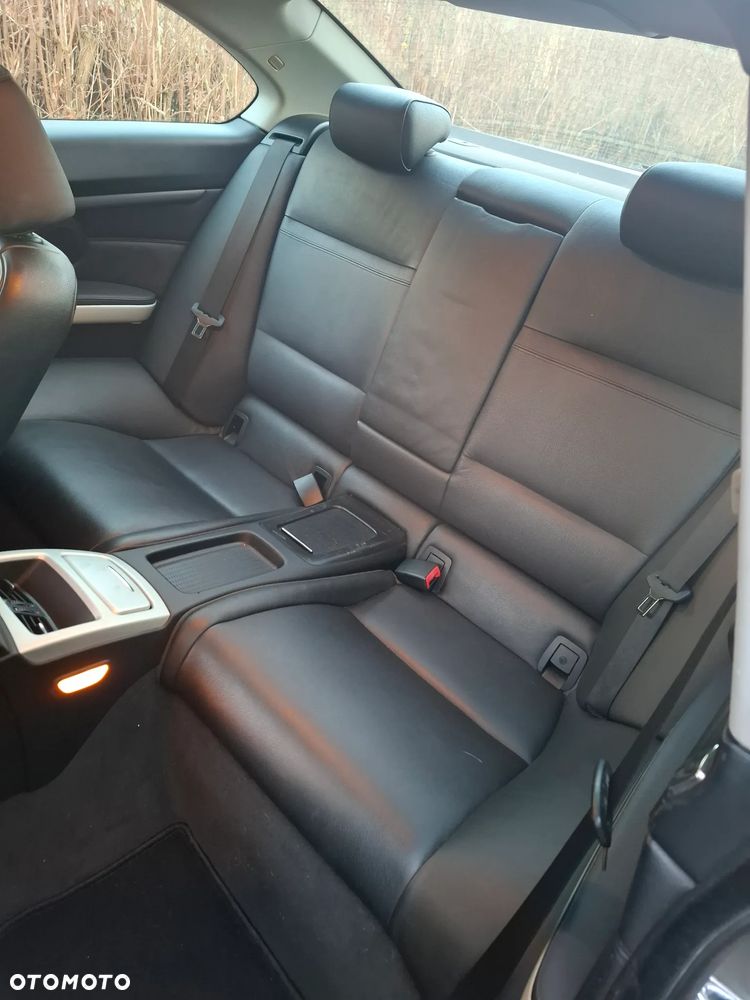 BMW Seria 3 325i - 9