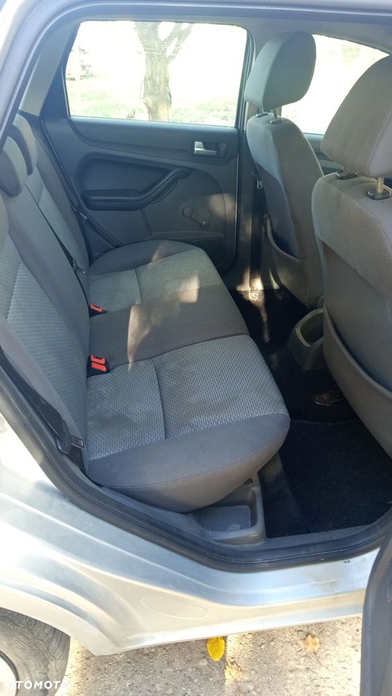 Ford Focus - 7