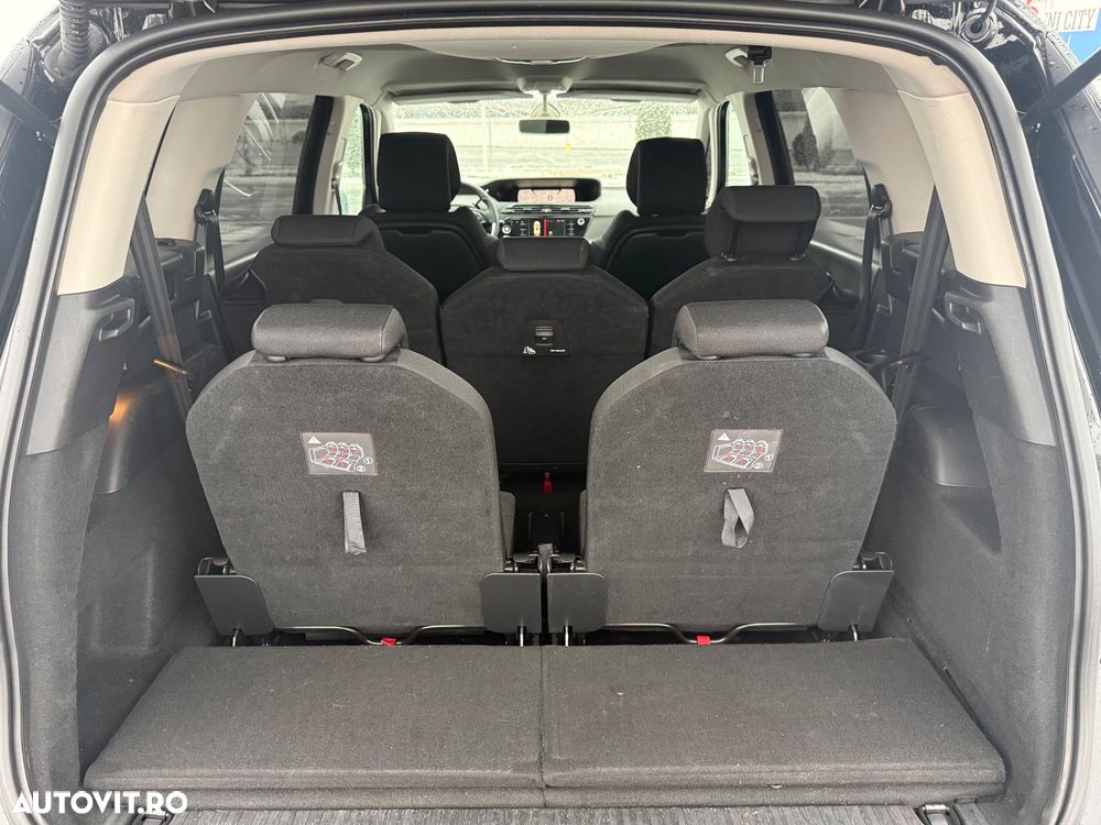 Citroën C4 Space Tourer BlueHDi 120 Stop&Start EAT6 SELECTION - 17