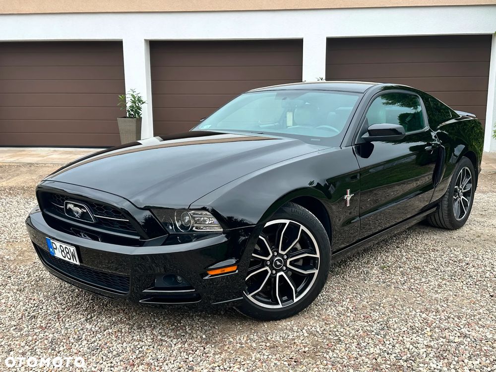 Ford Mustang 3.7 V6 Premium - 2