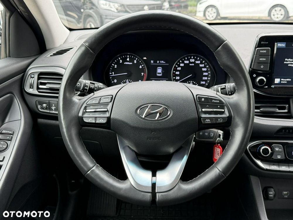 Hyundai i30 - 21
