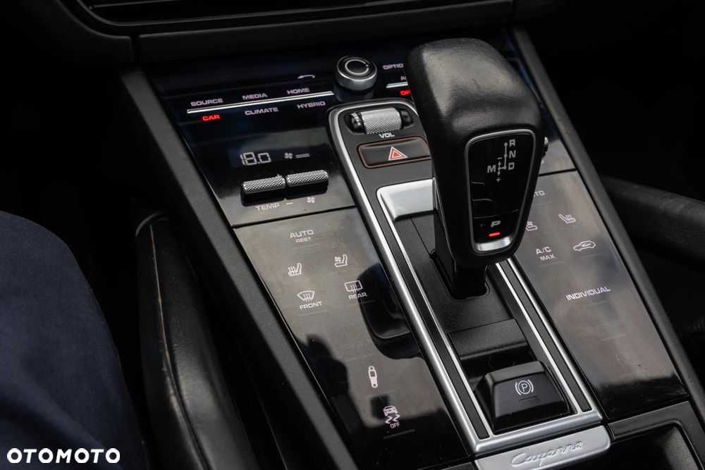 Porsche Cayenne E-Hybrid Tiptronic S Platinum Edition - 30