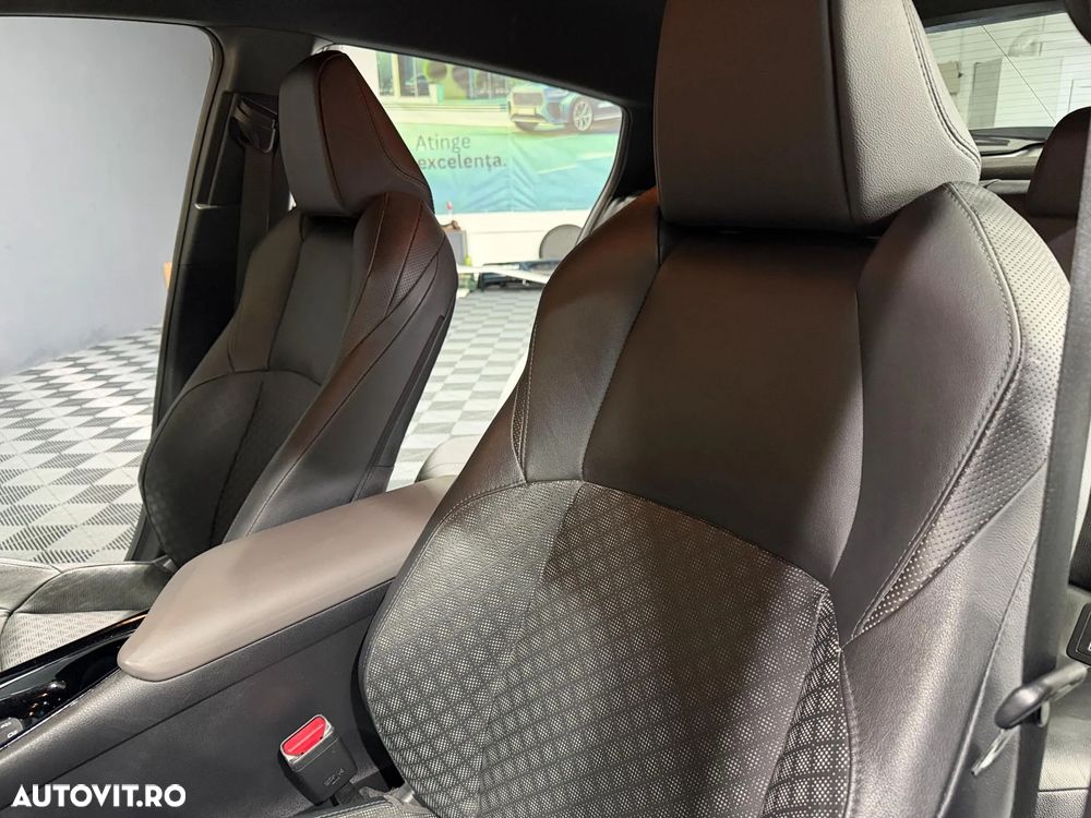 Toyota C-HR 2.0 HSD 184 CP 4x2 CVT Classy - 17