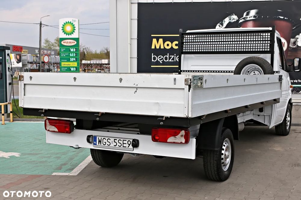 Mercedes-Benz Sprinter - 16
