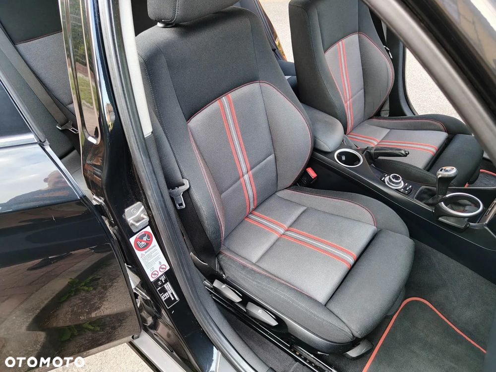 BMW X1 sDrive16d Sport Line - 20