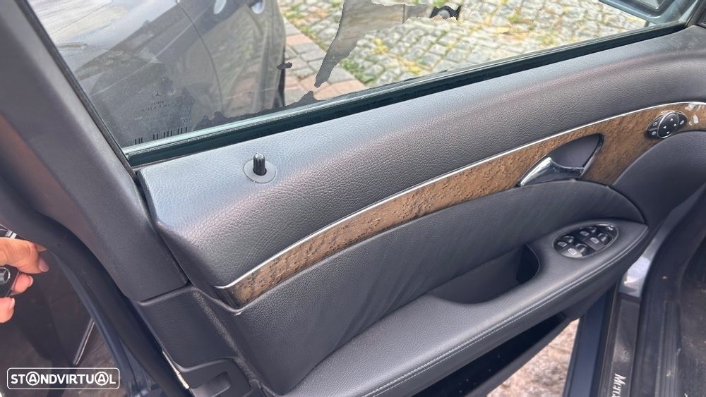 Mercedes-Benz E 220 - 3