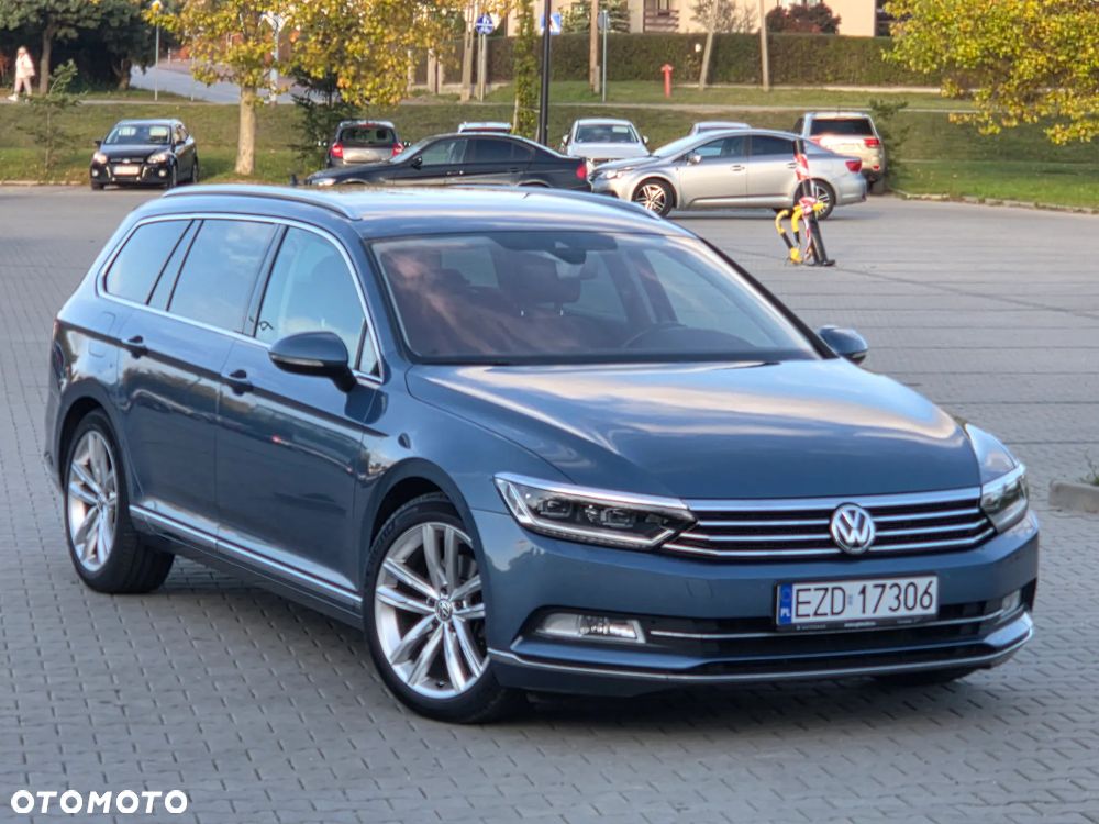 Volkswagen Passat 2.0 TDI (BlueMotion Technology) Highline - 33