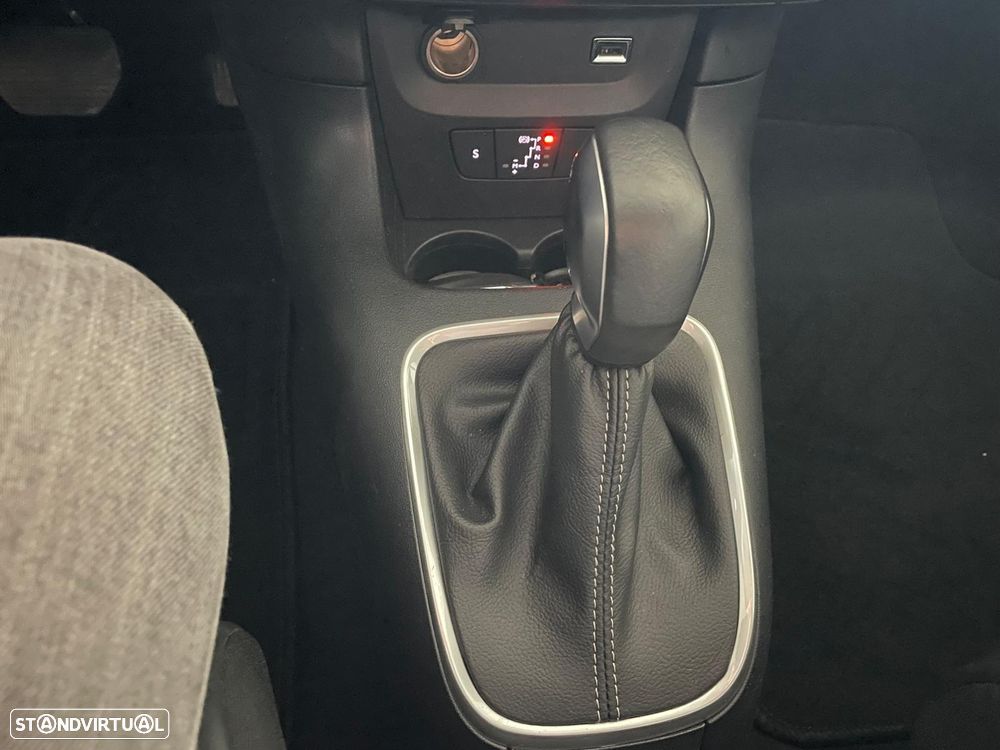 Citroën C3 Pure Tech S&S EAT6 Shine Pack - 26