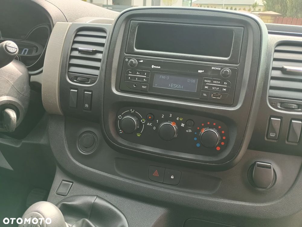 Renault Trafic - 15