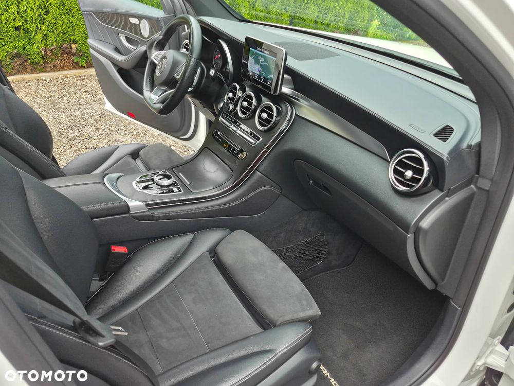 Mercedes-Benz GLC 250 d 4Matic 9G-TRONIC Edition 1 - 18