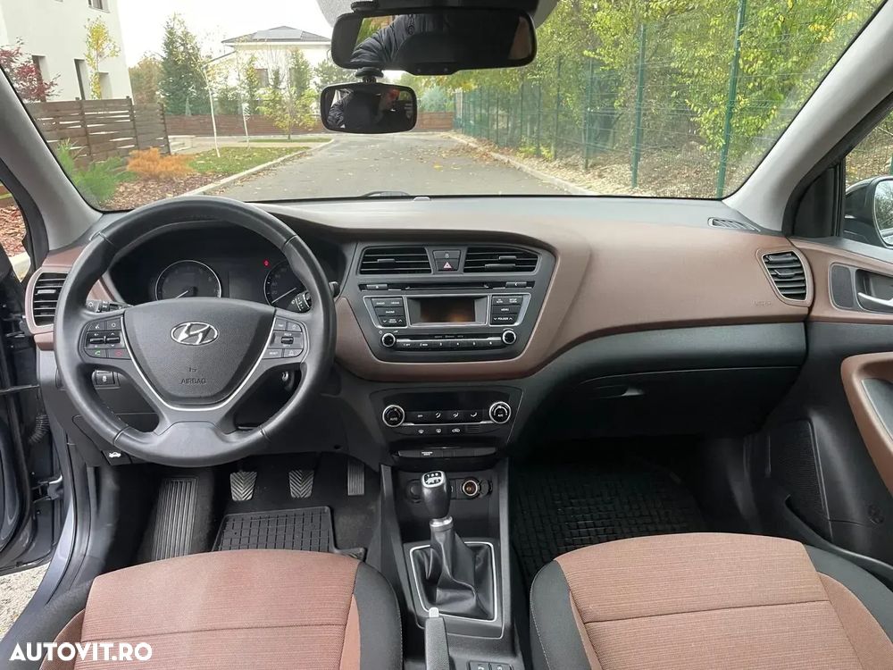 Hyundai i20 1.25 M/T Black Line - 7