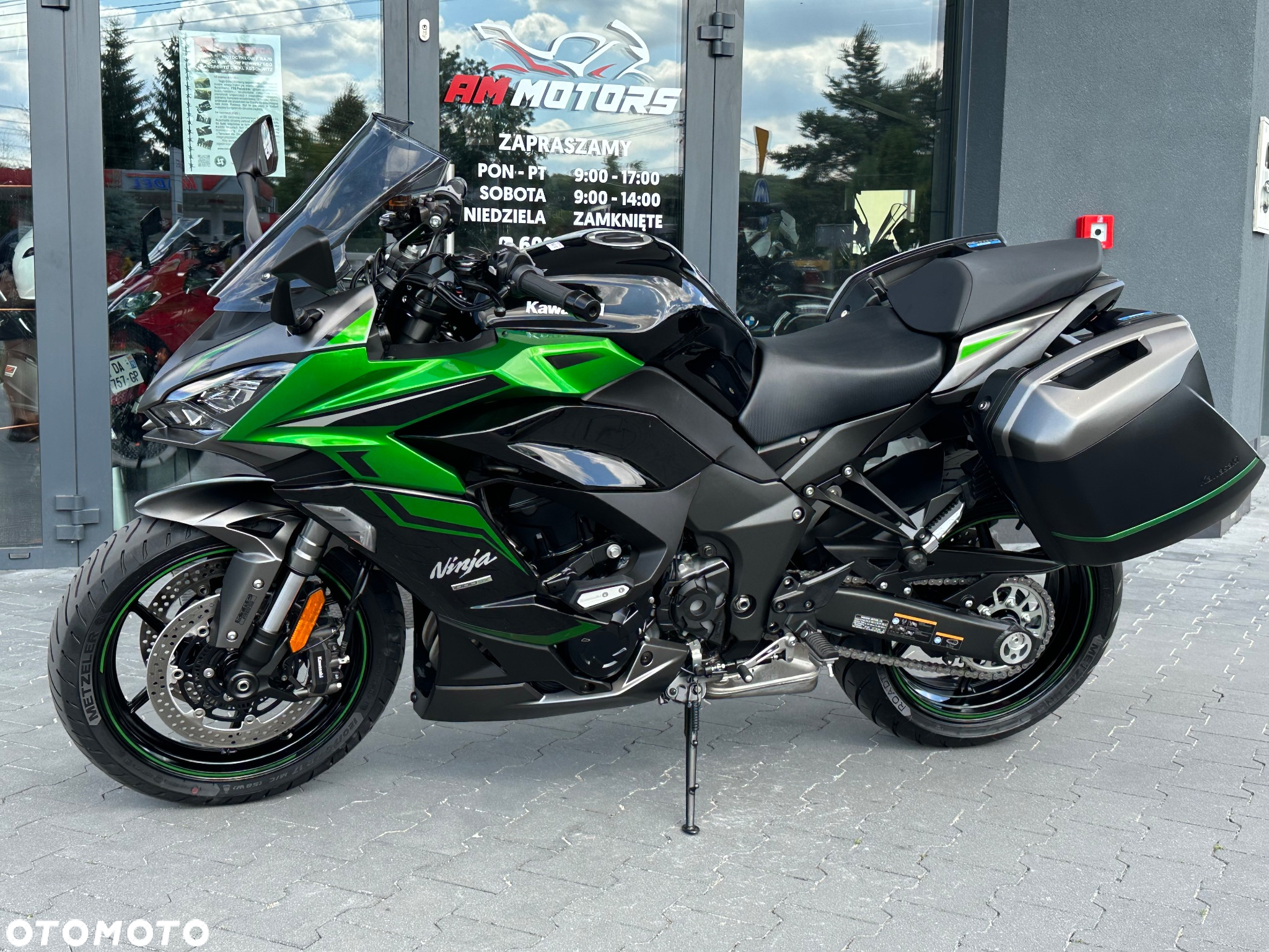 Kawasaki Ninja 1000 SX - 29