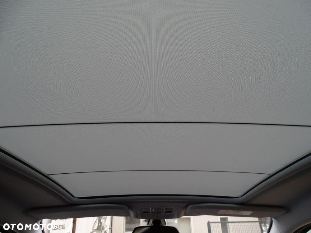 Peugeot 2008 1.2 Pure Tech Style - 18
