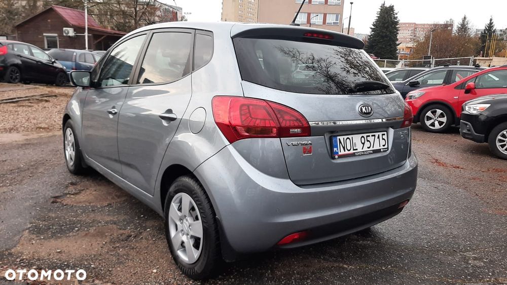 Kia Venga 1.6 Business Line - 4