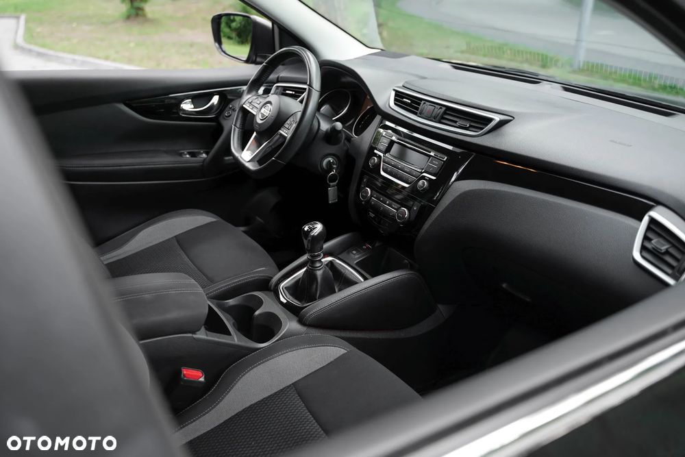Nissan Qashqai 1.2 DIG-T Acenta EU6 - 30