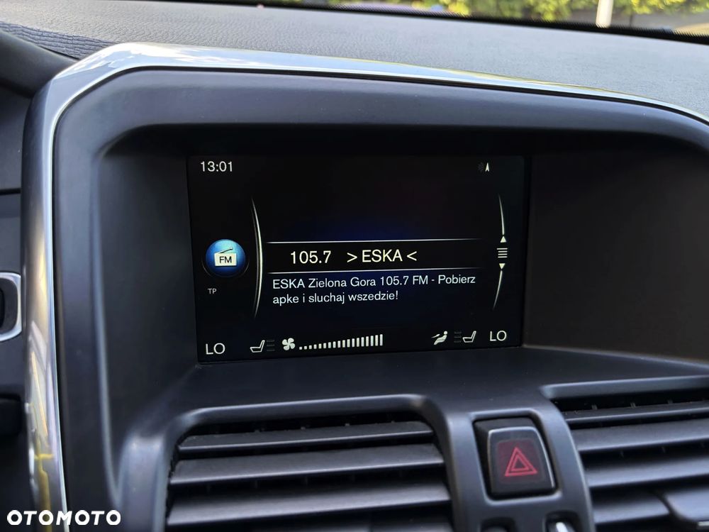 Volvo XC 60 D4 Geartronic RDesign - 25
