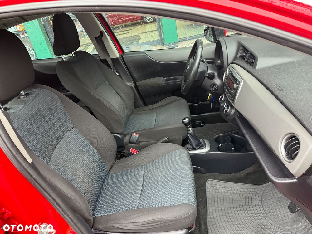 Toyota Yaris 1.33 Luna - 16