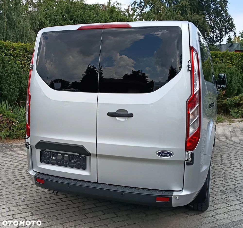 Ford Tourneo Custom 320 L2H1 VA Trend - 14