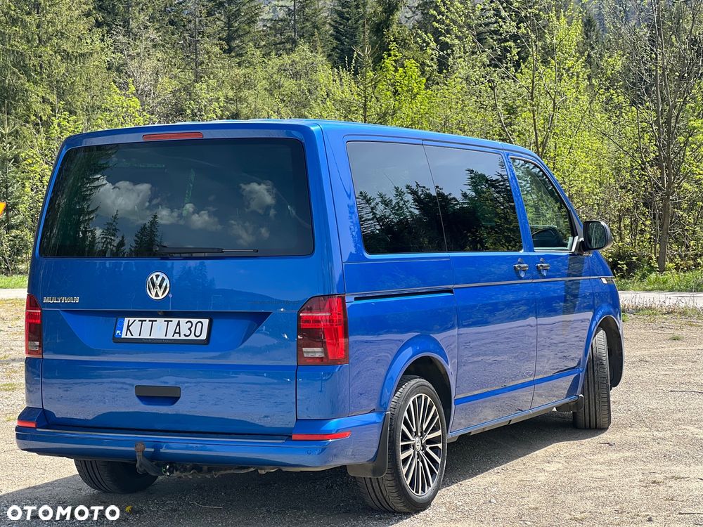 Volkswagen Multivan - 8