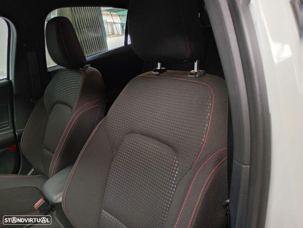 Ford Focus 1.0 EcoBoost MHEV ST-Line - 14