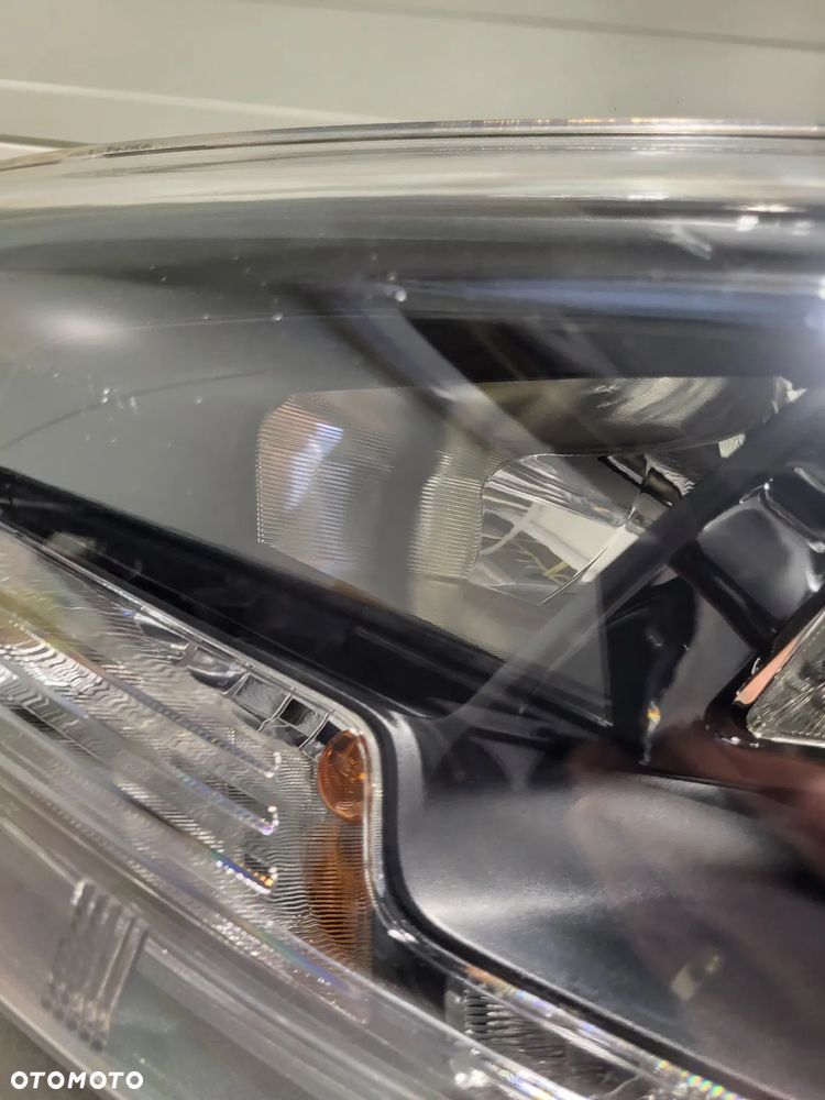 KIA Carens IV SOCZEWKA Z LED KOMPLET LAMP PRZEDNICH - 7