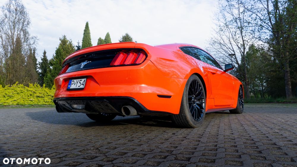 Ford Mustang 3.7 V6 - 12