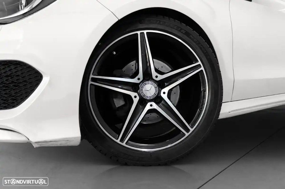 Mercedes-Benz CLA 200 CDI AMG Line - 14