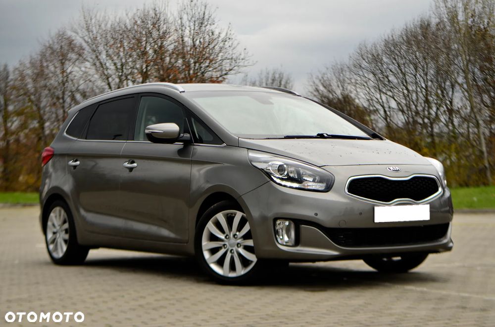 Kia Carens 1.7 CRDi L 7os - 16