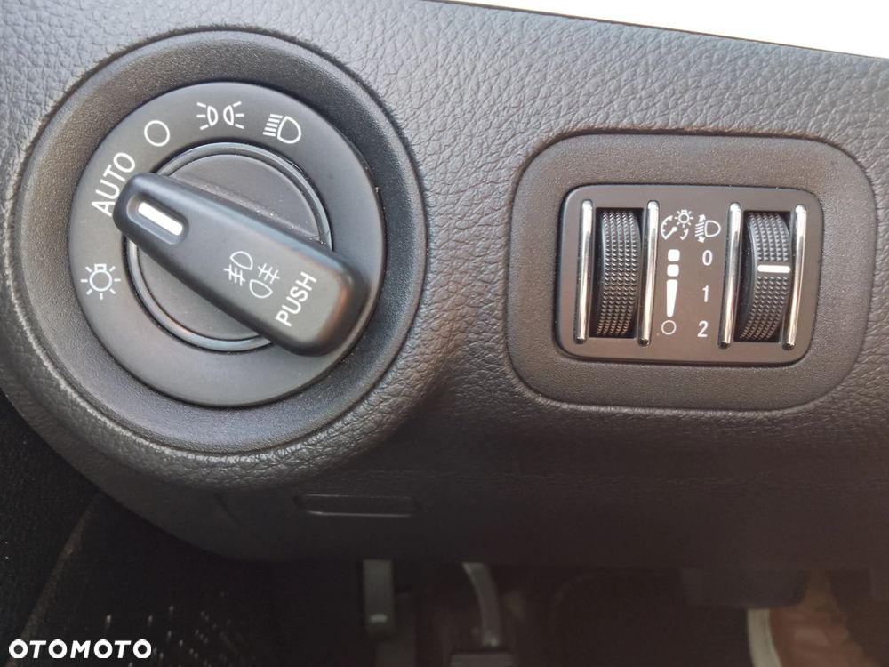 Fiat Freemont 2.0 Multijet 16V DPF Automatik Allrad Urban - 27