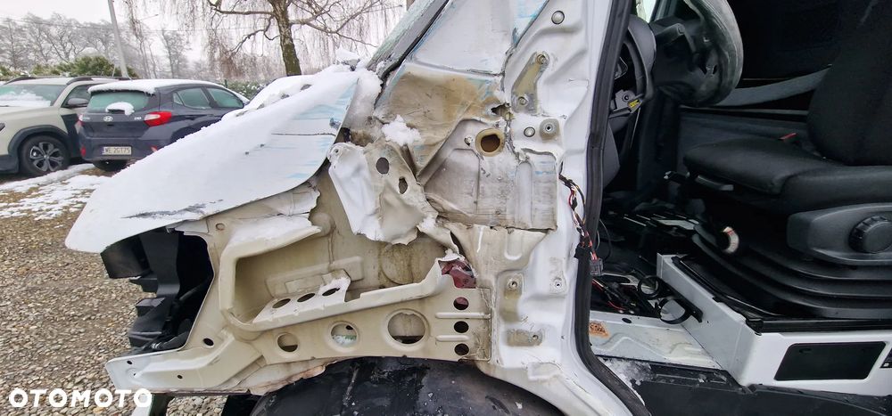 Mercedes-Benz Sprinter - 10