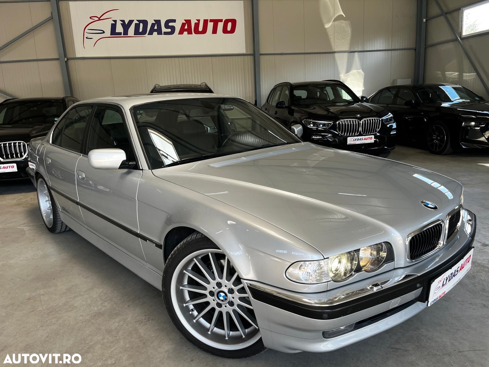 BMW Seria 7 730dA - 6