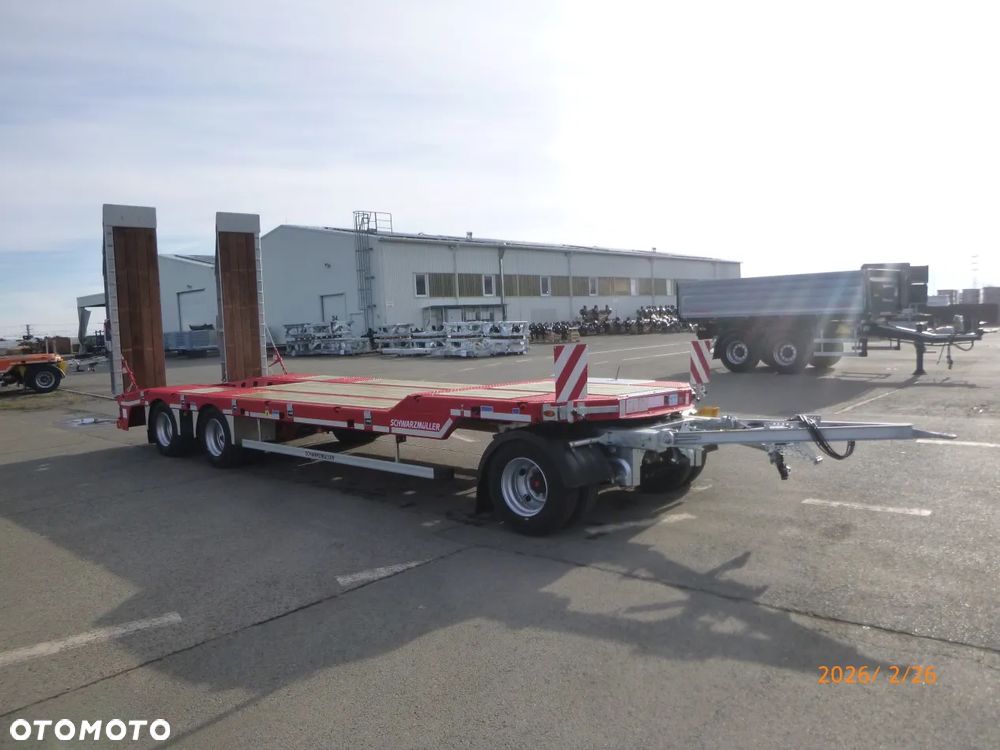 Schwarzmuller 3-osiowa przyczepa niskopodwoziowa SCHWARZMUELLER nowa! - 2