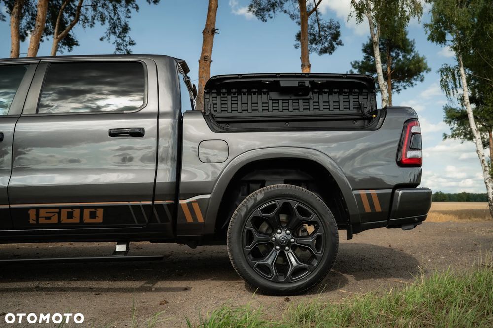 RAM 1500 5.7 Crew Cab Limited - 5