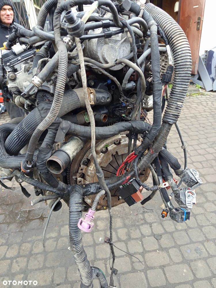SILNIK POMPA WTRYSKI OPEL VIVARO TRAFIC II PRIMASTAR 2.0 DCI M9RL782 - 3