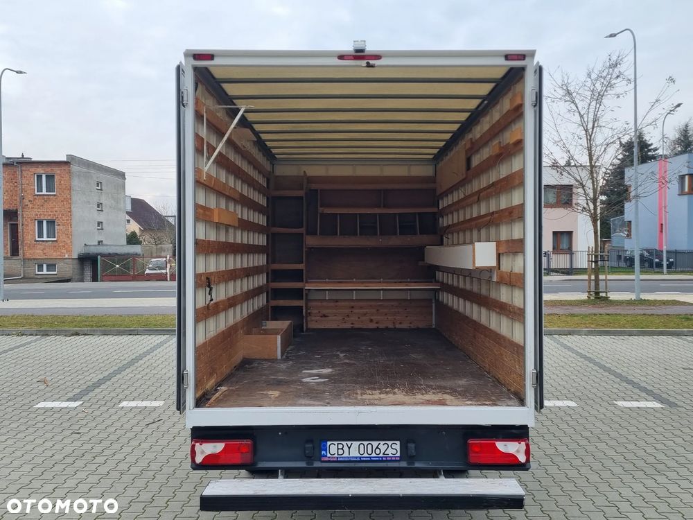 Volkswagen Crafter - 8