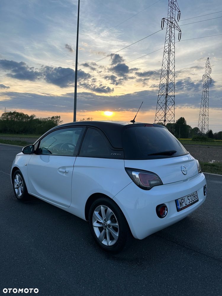 Opel Adam 1.2 - 12