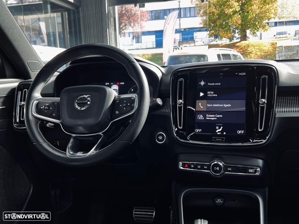 Volvo XC 40 2.0 D3 R-Design Geartronic - 24