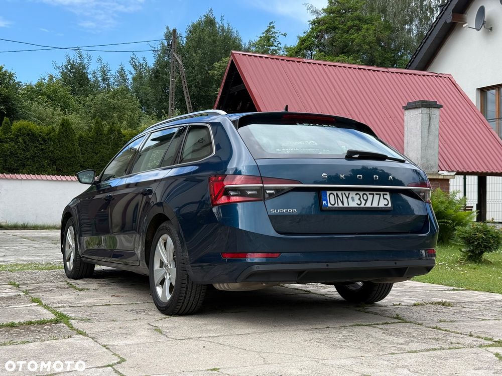 Skoda Superb 2.0 TSI Ambition DSG - 35