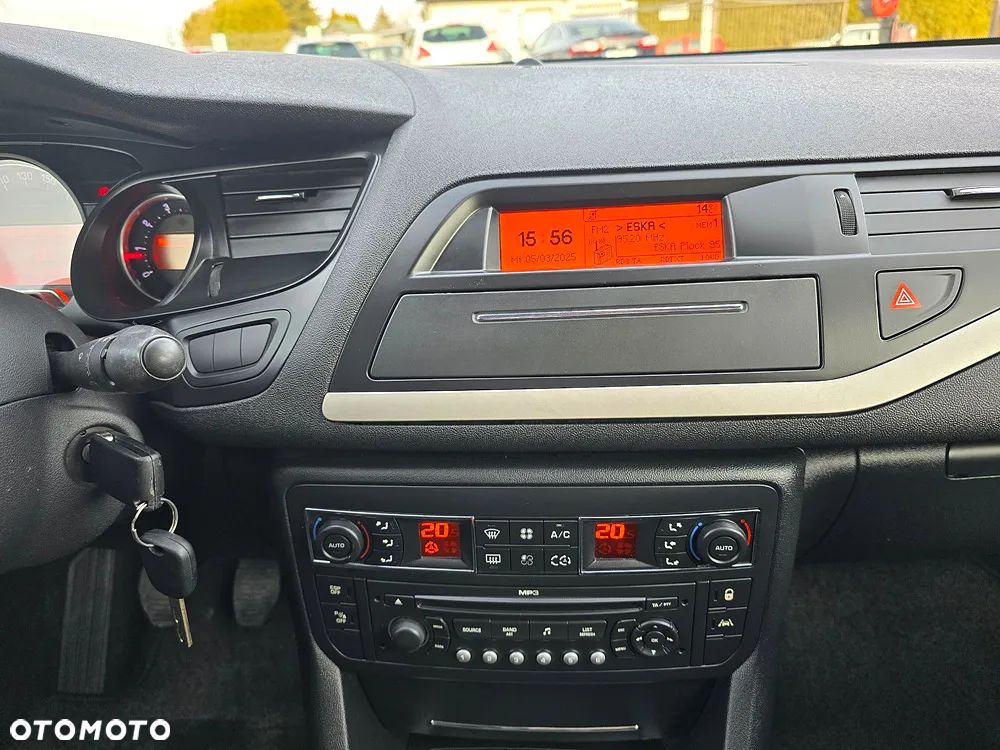 Citroën C5 2.0 16V Confort - 31