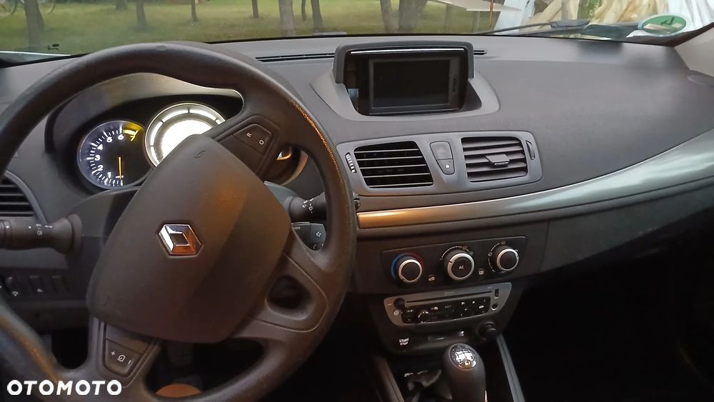 Renault Megane 1.6 16V 100 TomTom Edition - 4