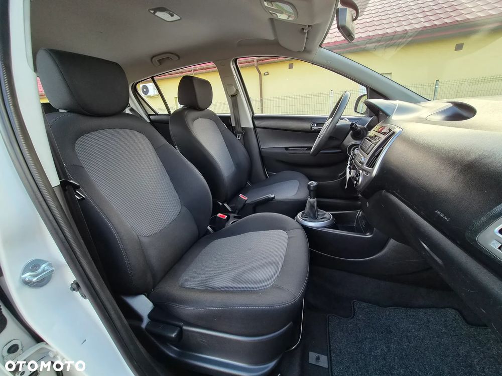 Hyundai i20 1.2 Trend - 22