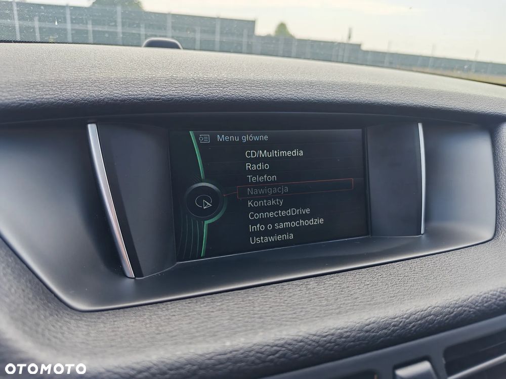 BMW X1 xDrive18d Sport Line - 20