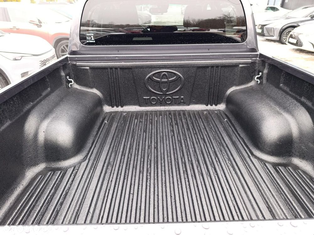 Toyota Hilux 2.8 D-4D mHEV Double Cab Executive 4x4 - 13
