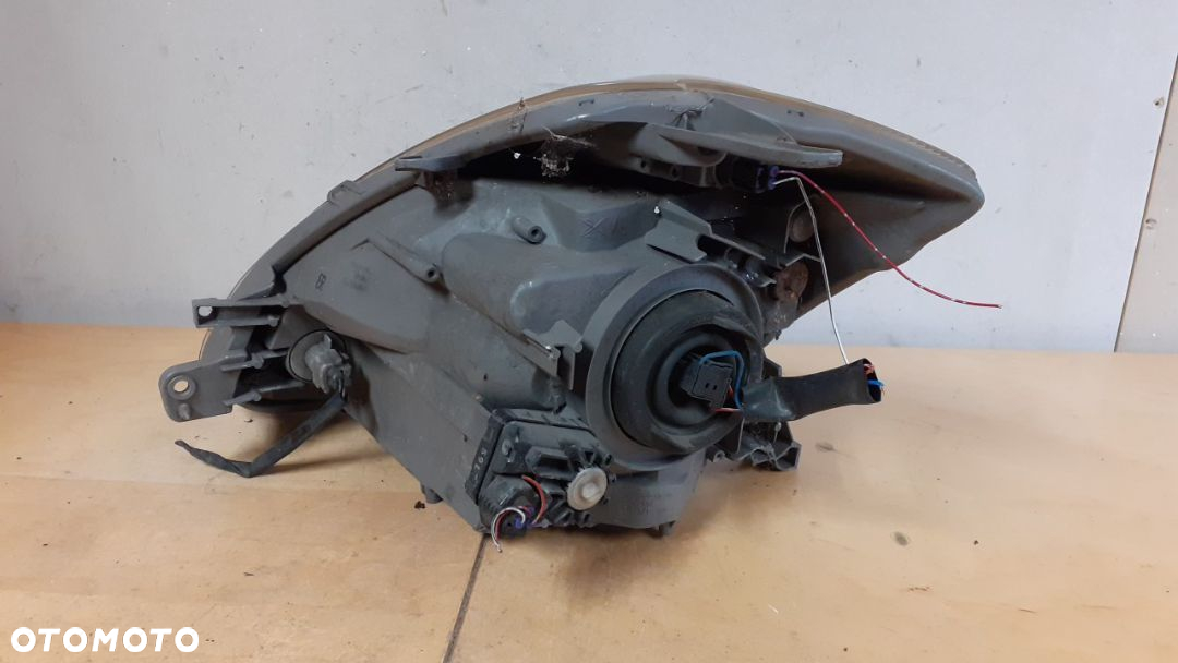 LAMPA PRZÓD PRZEDNIA PRAWA DAIHATSU SIRION II 04-10 - 2