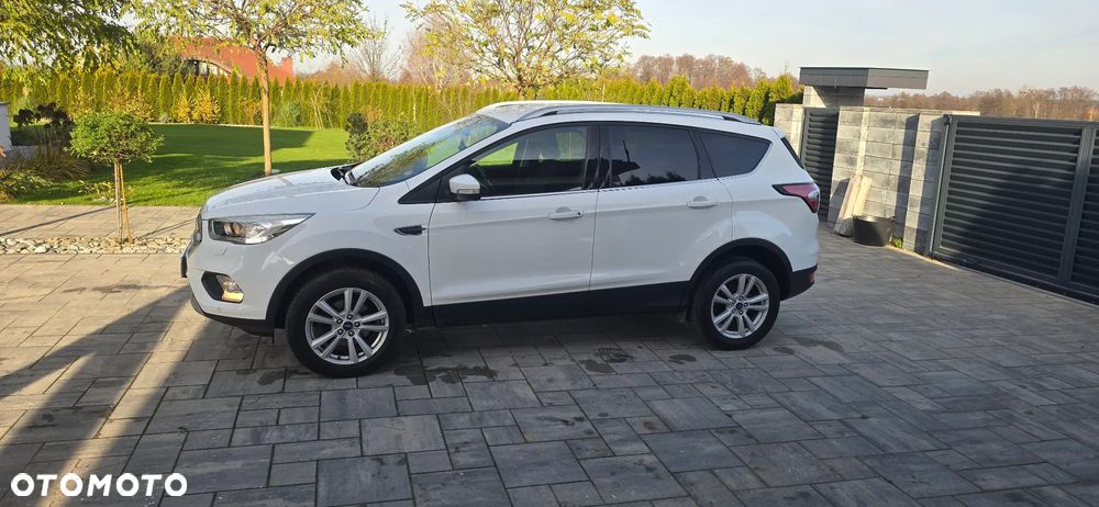 Ford Kuga - 3