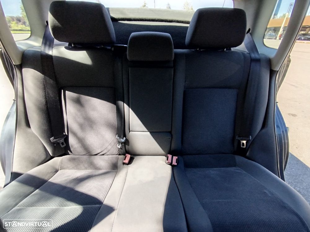 VW Polo 1.2 - 11