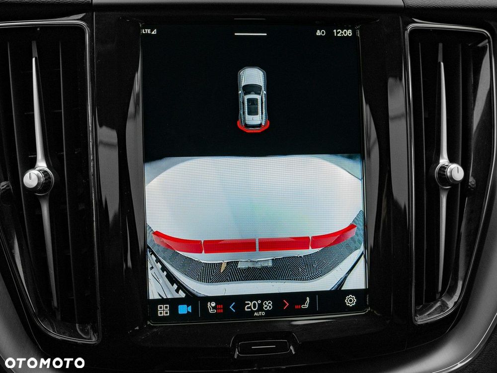 Volvo XC 60 B4 D Core - 23